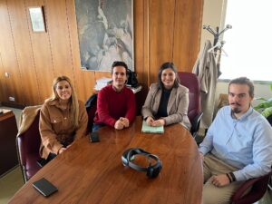 Ana Muñoz, Viceconsejera de cultura y deportes de Castilla-La Mancha se reúne con Furious Koalas